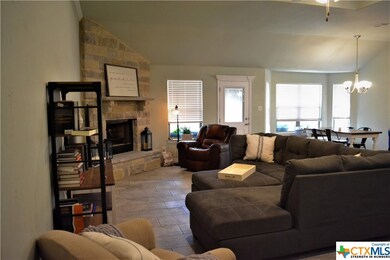 1022 Republic Cir, Copperas Cove, TX 76522 - photo 3