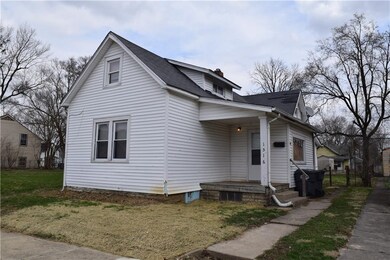 1516 Reverend J T Menifee St, Anderson, IN 46016 - photo 2