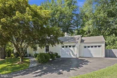 12502 Reign Ct, Herndon, VA 20171 - photo 4