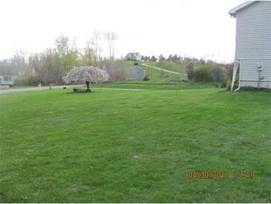 3 Merriam Rd, Charlton, MA 01507 - photo 4