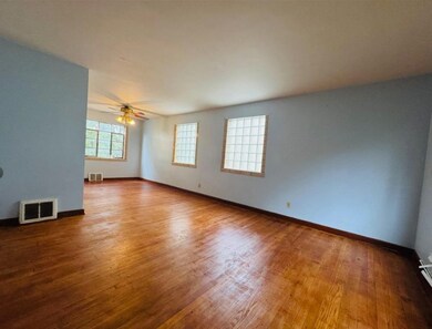 43 Howard Ave unit Right, Binghamton, NY 13904 - photo 3