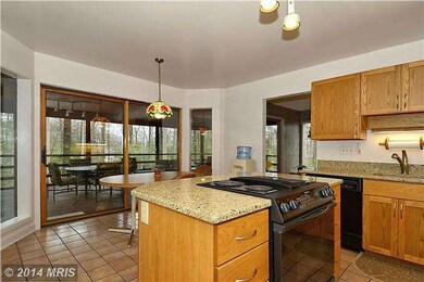 1052 Marywood Dr, Davidsonville, MD 21035 - photo 7