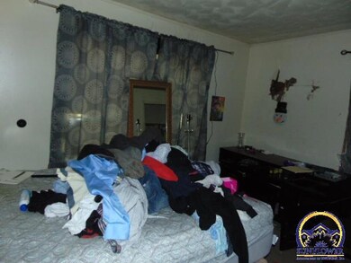 1029 SE Pinecrest Dr, Topeka, KS 66605 - photo 5