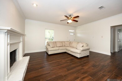 7636 Quorum Dr, Baton Rouge, LA 70817 - photo 4