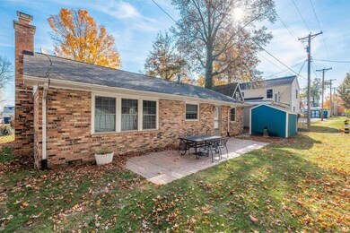 907 S Haug St, Syracuse, IN 46567 - photo 4