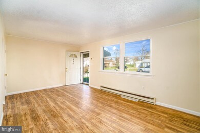 534 Oak St, Chambersburg, PA 17201 - photo 5