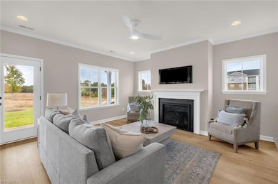 1713 Creekline Dr, Kernersville, NC 27284 - photo 5