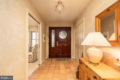 403 Franklin Square Dr, Chambersburg, PA 17201 - photo 5