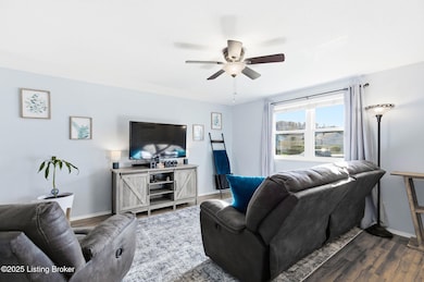 4601 Myrick Place, Louisville, KY 40272 - photo 6