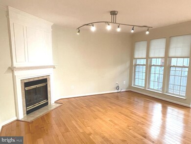 11214 Edson Park Place unit 14, Rockville, MD 20852 - photo 3