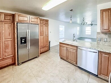 3208 Echo Trail, Granbury, TX 76049 - photo 4