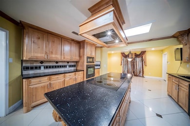 829 Cook Dr, Grand Prairie, TX 75050 - photo 7