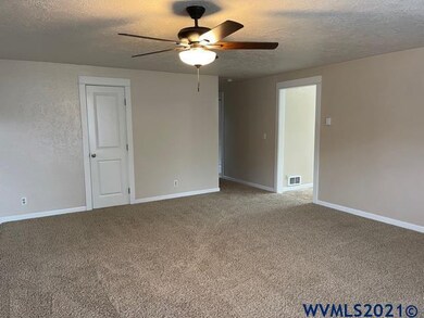 965 Barnes Ave SE, Salem, OR 97306 - photo 4