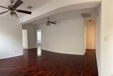 4911 Oleander St unit B, Seabrook, TX 77586 - photo 6