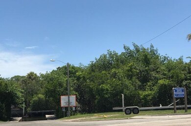 0 SE Channel Dr unit R10336860, Stuart, FL 34997 - photo 4