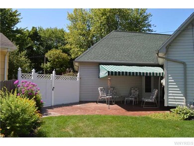 827 Niagara Pkwy, North Tonawanda, NY 14120 - photo 4