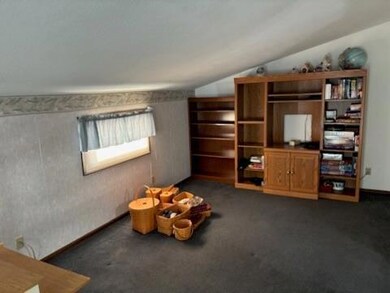 603 E Beth St, Lansing, KS 66043 - photo 6