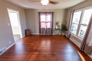 63 N 15th Ave, Beech Grove, IN 46107 - photo 3