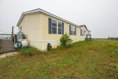 19 River St, Seabrook, NH 03874 - photo 2