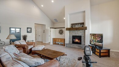 3677 S West Badger Ct, Redmond, OR 97756 - photo 6