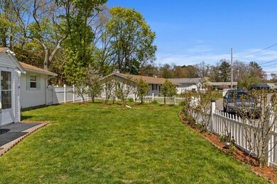 44 Mcauliffe Rd, Randolph, MA 02368 - photo 2