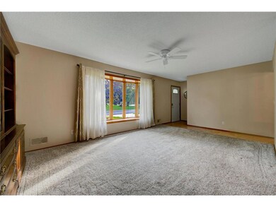 Spacious LR with great light!