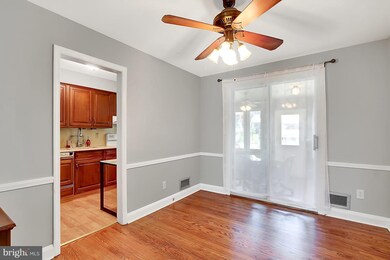 1804 Darrich Dr, Parkville, MD 21234 - photo 7