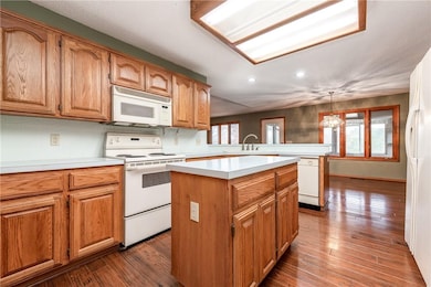 72 Mckenzie Dr, Bella Vista, AR 72715 - photo 4