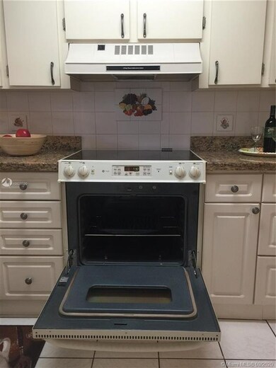 4448 W 10th Ct unit 5, Hialeah, FL 33012 - photo 7