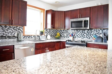 61 Upper Meadow Rd, Fairfax, VT 05454 - photo 4