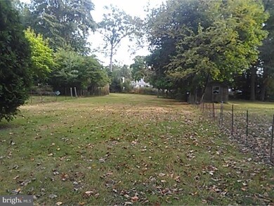 1142 Parkway Ave, Ewing, NJ 08628 - photo 6