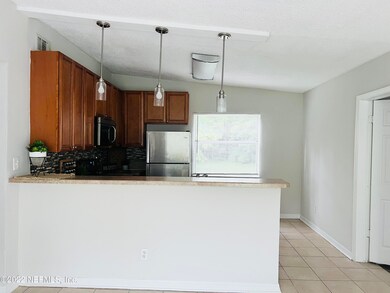 1904 Burkholder Cir W, Jacksonville, FL 32216 - photo 4