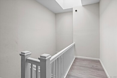 204 Magnolia St unit 3S, Hartford, CT 06112 - photo 3