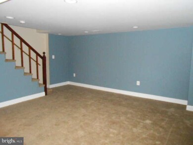 1313 Crofton Rd, Baltimore, MD 21239 - photo 7