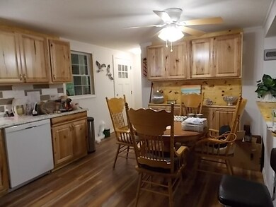 1065 Libby Rd unit 7, Saint Johnsbury, VT 05819 - photo 6