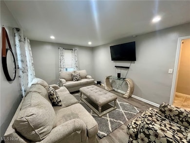 20907 Watson Rd, Maple Heights, OH 44137 - photo 5