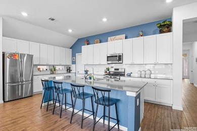 8950 Rancher Place, Seguin, TX 78155 - photo 3