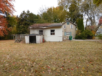 8932 Center St, Berrien Center, MI 49102 - photo 4