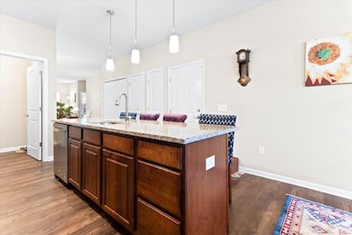 224 Lake Cove Dr, Delaware, OH 43015 - photo 4