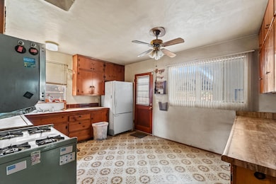 15337 Cedar Rd.-12