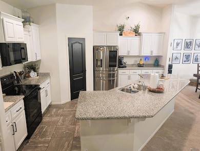 4147 W 27th Place, Yuma, AZ 85364 - photo 7