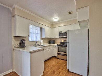 1104 Cuerno St, Tallahassee, FL 32304 - photo 5
