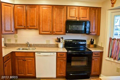 6030 Selwood Place, Springfield, VA 22152 - photo 7