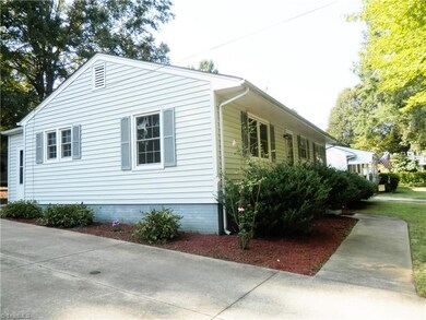 2029 Lineberry St, Asheboro, NC 27203 - photo 3