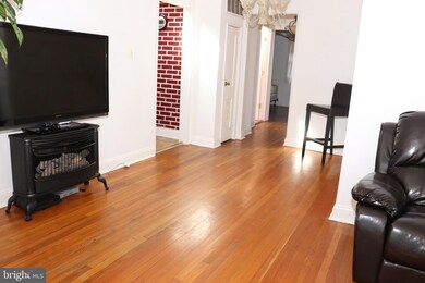 12232 Bluhill Rd, Silver Spring, MD 20902 - photo 7