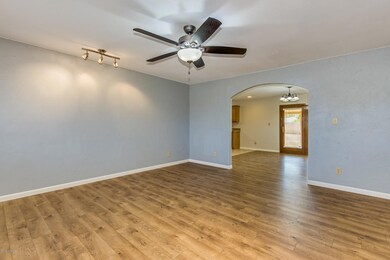 0003-Hayward (3)