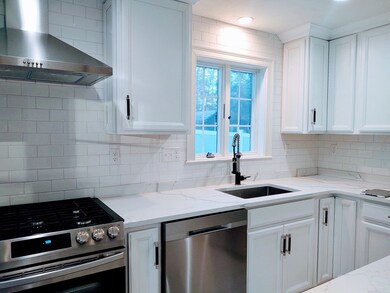 21 Lakeside Ave, Hudson, MA 01749 - photo 7