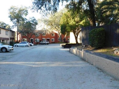 710 Oaks Field Rd, Jacksonville, FL 32211 - photo 5