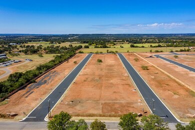 116 Parlin Ln unit 36, Fredericksburg, TX 78624 - photo 4