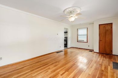 009_591b7_K 1642 Berkeley 024